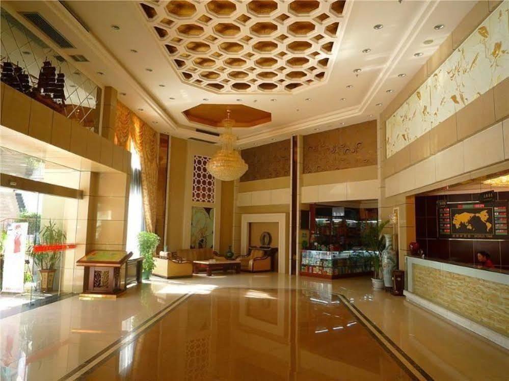 Guilin Lifeng Hotel Екстериор снимка